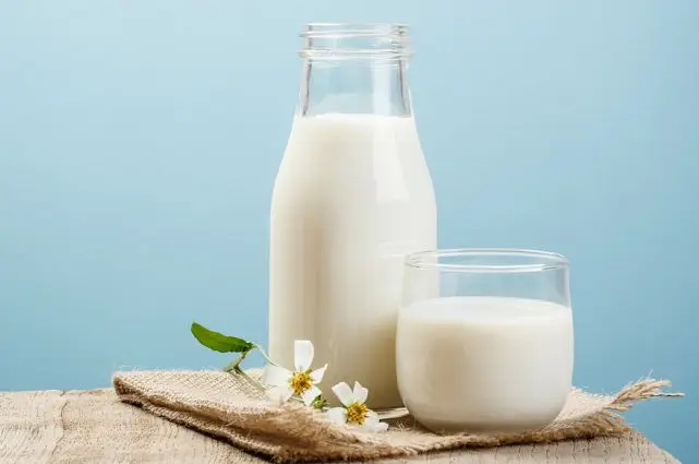 ۱۱ فواید باورنکردنی شیر برای سلامتی
